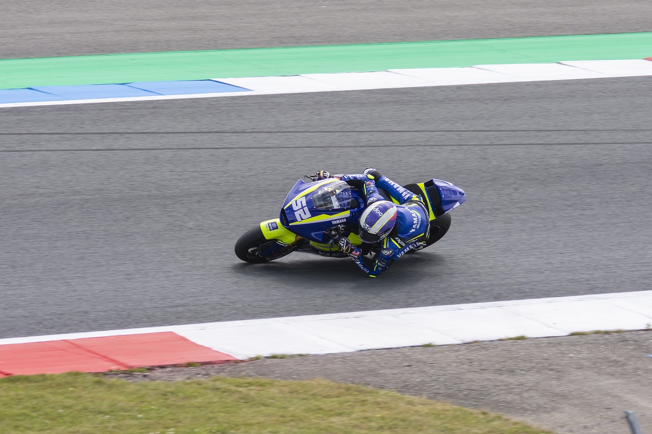 超豪门的锋 超豪门的锋