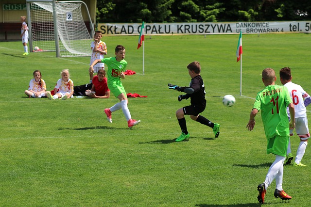 老詹带刀侍卫还在打！拿了FMVP却让给对手！这格局打开了！.